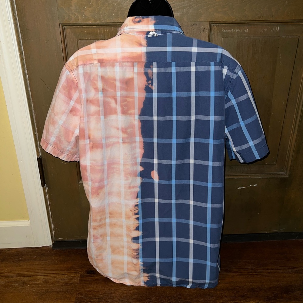 GAP Blue & White Plaid Upcycled Button Down Short Sleeve Shirt Size M - Picture 7 of 8